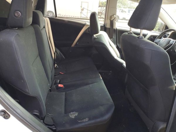2015 TOYOTA RAV4 LE (X Grade)
