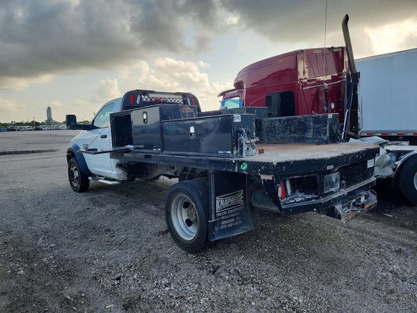2016 RAM 5500 REG CAB CHASSIS