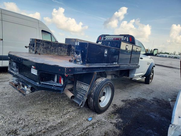 2016 RAM 5500 REG CAB CHASSIS