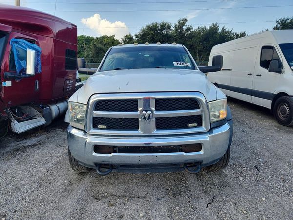2016 RAM 5500 REG CAB CHASSIS