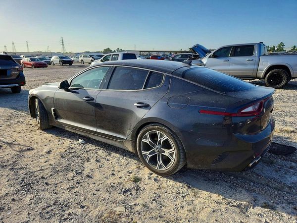 2020 KIA STINGER Base