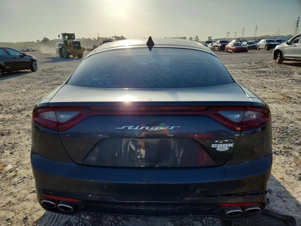 2020 KIA STINGER Base