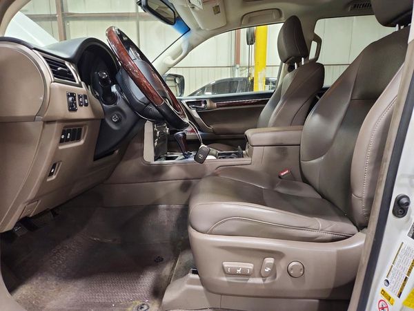 2019 LEXUS GX 460 Base