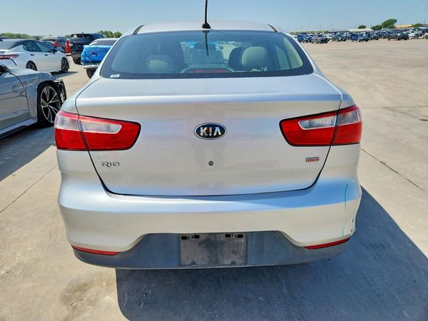 2017 KIA RIO