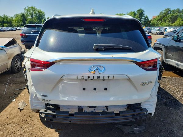 2021 INFINITI QX50 Luxe