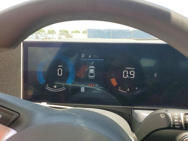 2025 HYUNDAI SONATA SE