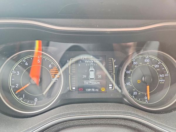 2019 JEEP CHEROKEE LATITUDE FWD