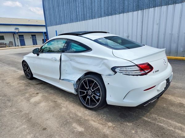 2019 MERCEDES-BENZ C C300