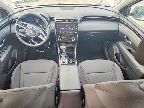 2023 HYUNDAI TUCSON SE