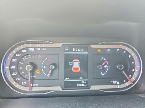2023 HYUNDAI TUCSON SE