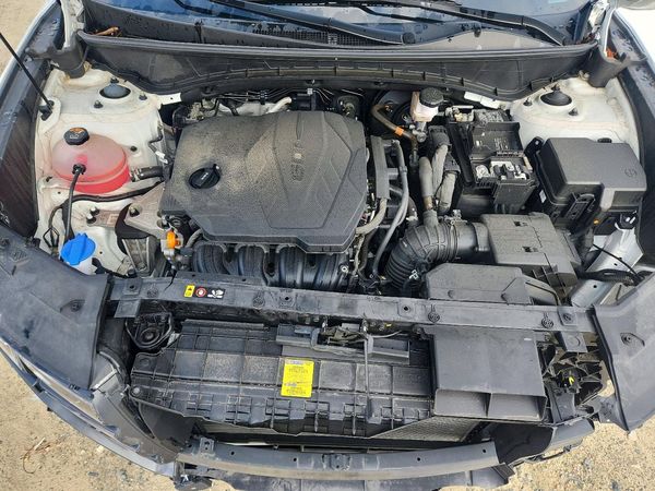 2023 HYUNDAI TUCSON SE