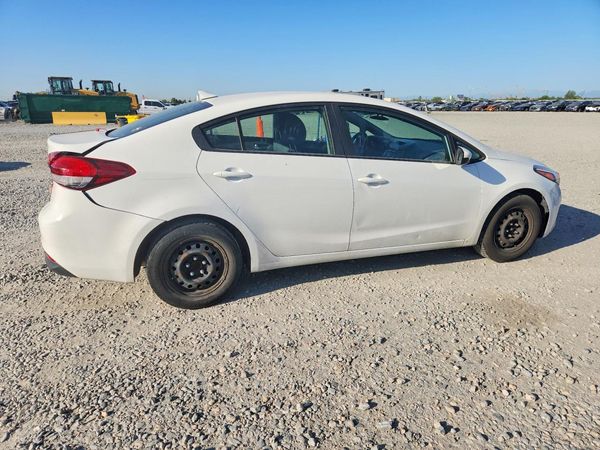 2017 KIA FORTE