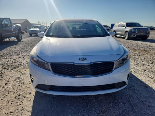 2017 KIA FORTE