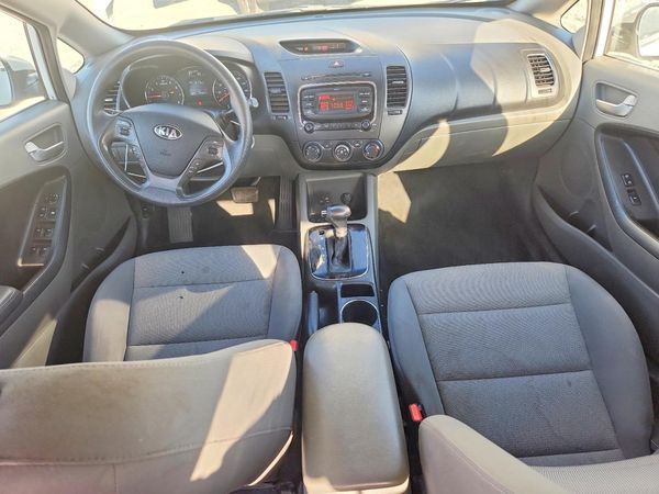 2017 KIA FORTE