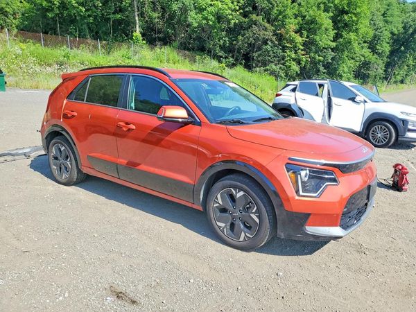 2023 KIA NIRO Wind