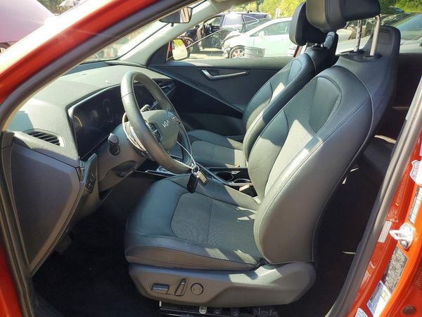 2023 KIA NIRO Wind