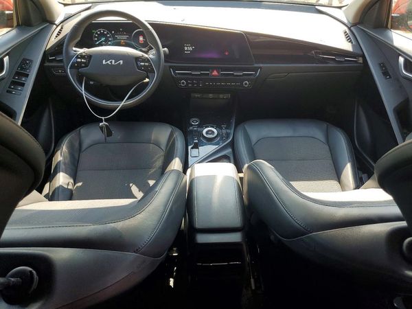 2023 KIA NIRO Wind