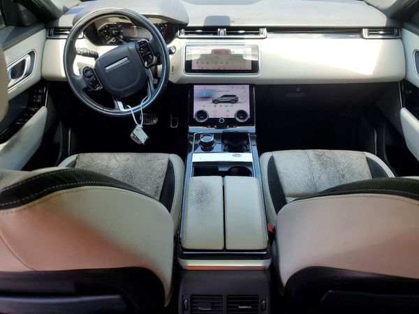2018 LAND ROVER RANGE ROVER VELAR R-Dynamic SE