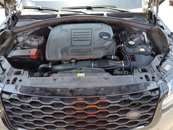 2018 LAND ROVER RANGE ROVER VELAR R-Dynamic SE