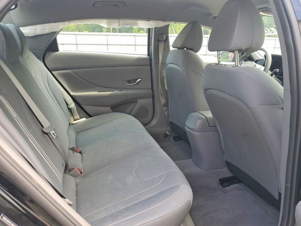 2021 HYUNDAI ELANTRA