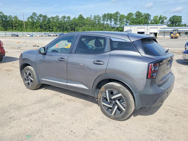 2025 NISSAN KICKS