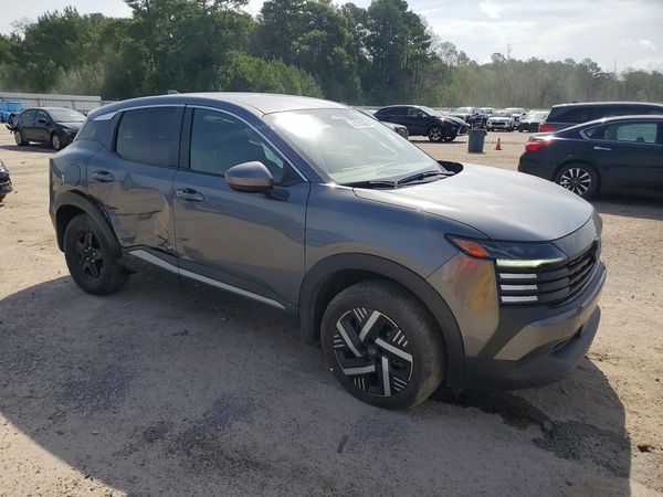 2025 NISSAN KICKS