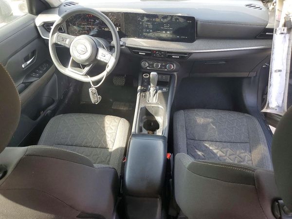 2025 NISSAN KICKS