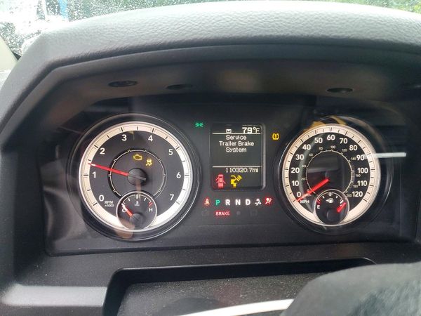 2017 RAM 2500 ST CREW CAB 4X4