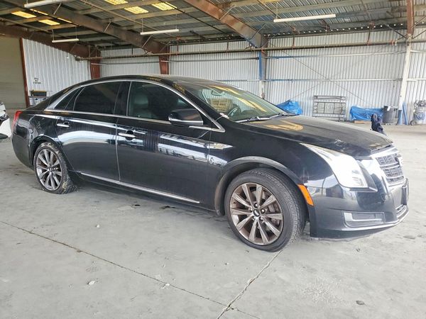 2017 CADILLAC XTS Livery — Passenger 3/4