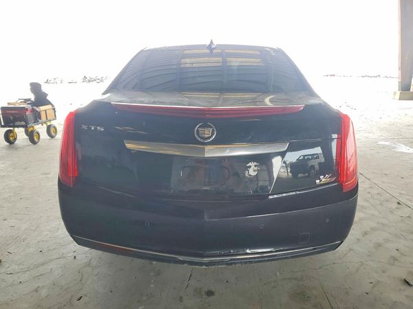 2017 CADILLAC XTS Livery — DIRR