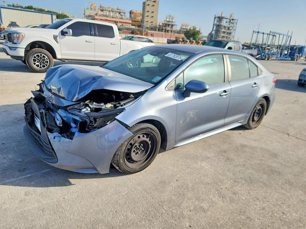 2024 TOYOTA COROLLA — Front 3/4