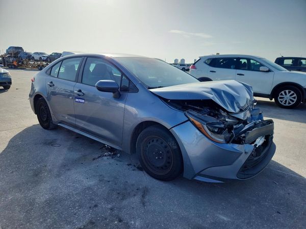 2024 TOYOTA COROLLA — Passenger 3/4