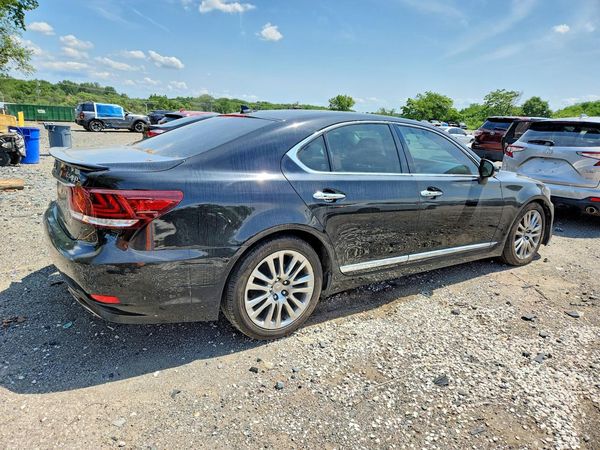 2013 LEXUS LS