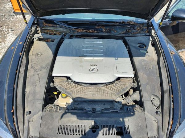 2013 LEXUS LS
