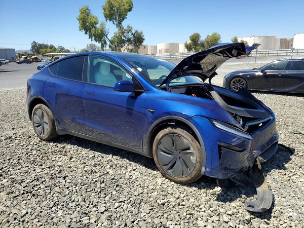 2026 TESLA MODEL Y