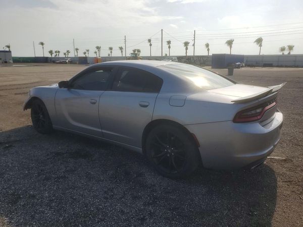 2017 DODGE CHARGER SE