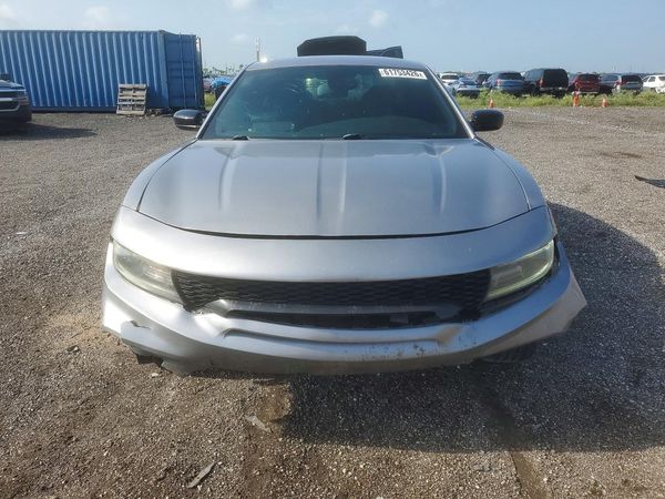 2017 DODGE CHARGER SE