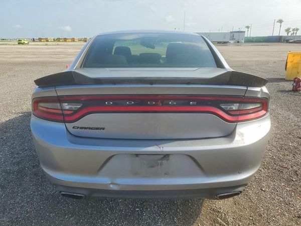 2017 DODGE CHARGER SE