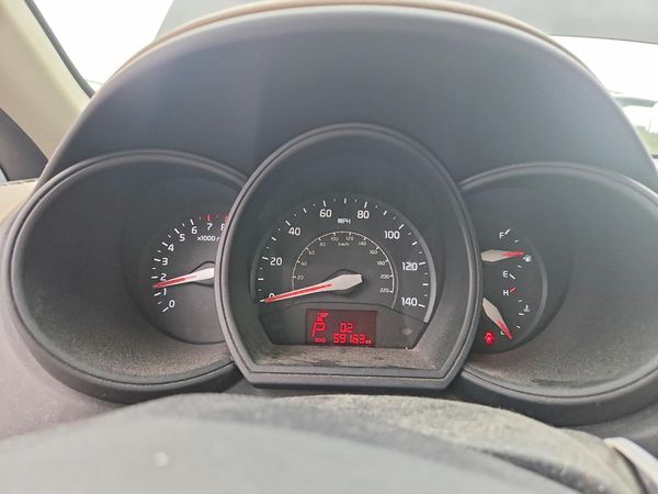 2015 KIA RIO GL - Middle-low
