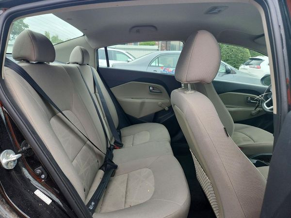2015 KIA RIO GL - Middle-low