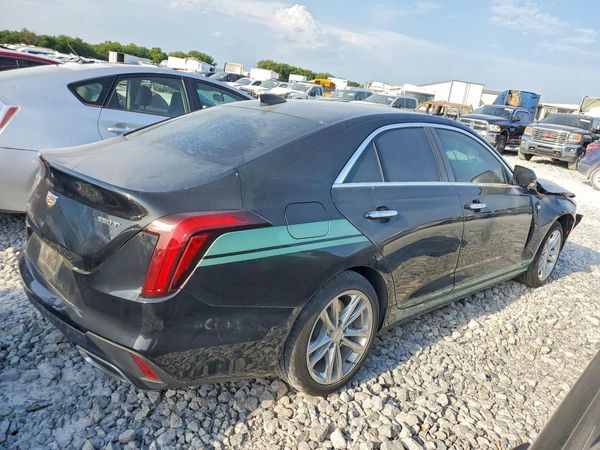 2020 CADILLAC CT4
