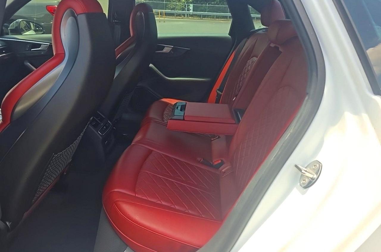 2019 AUDI S4 quattro Prestige