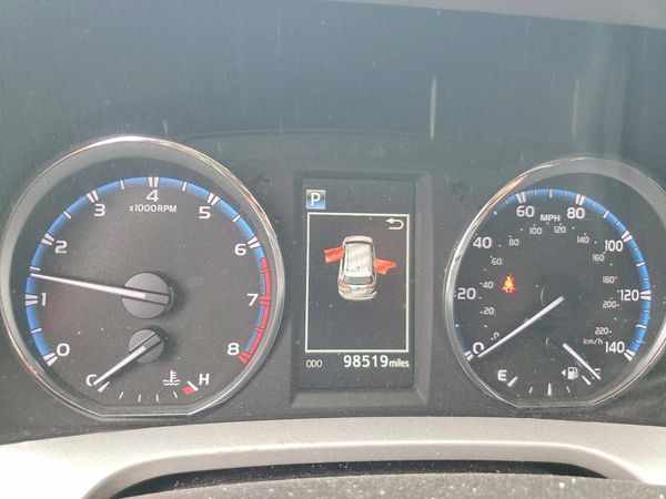 2016 TOYOTA RAV4 XLE (M Grade)