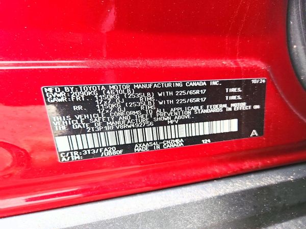 2024 TOYOTA RAV4 XLE