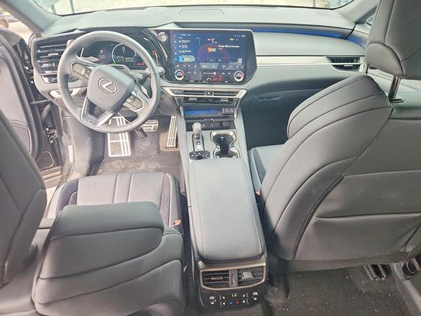 2025 LEXUS RX 500H