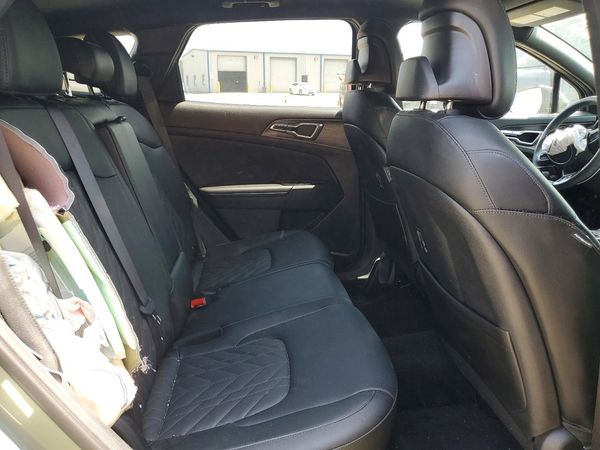 2024 KIA SPORTAGE X-LINE