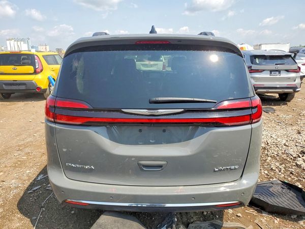 2023 CHRYSLER PACIFICA