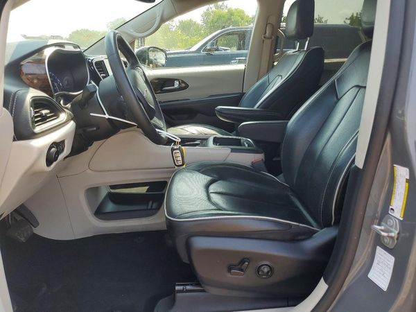 2023 CHRYSLER PACIFICA
