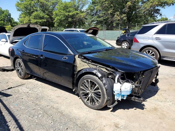 2020 TOYOTA CAMRY