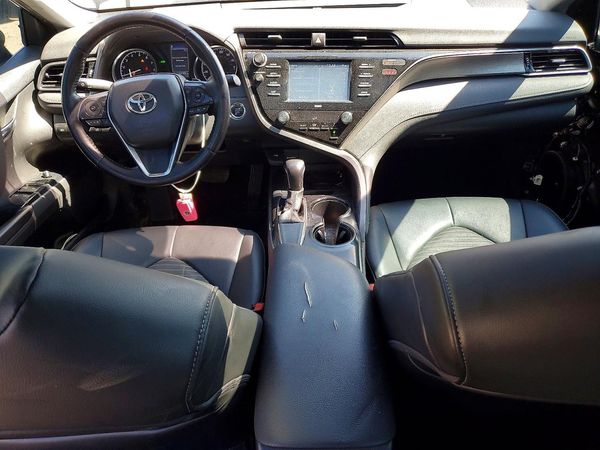 2020 TOYOTA CAMRY